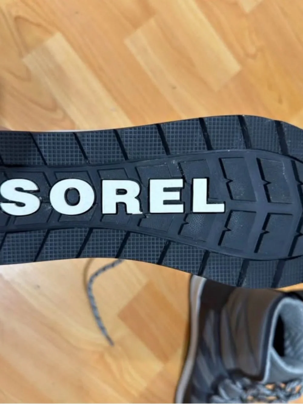 Sorel Gray Quilted Lace-Up Snow Boots - Picture 2 of 4